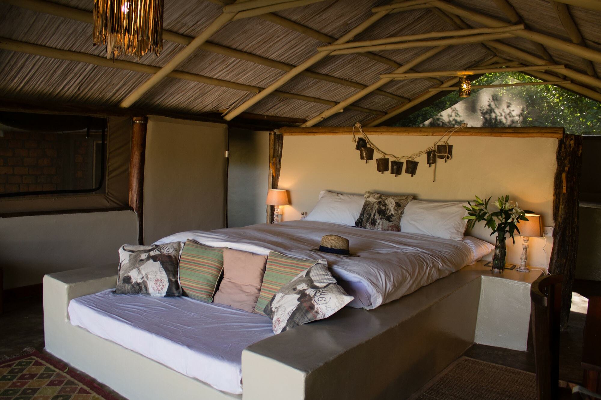 House In The Wild Guest House Maasai Mara Exterior photo